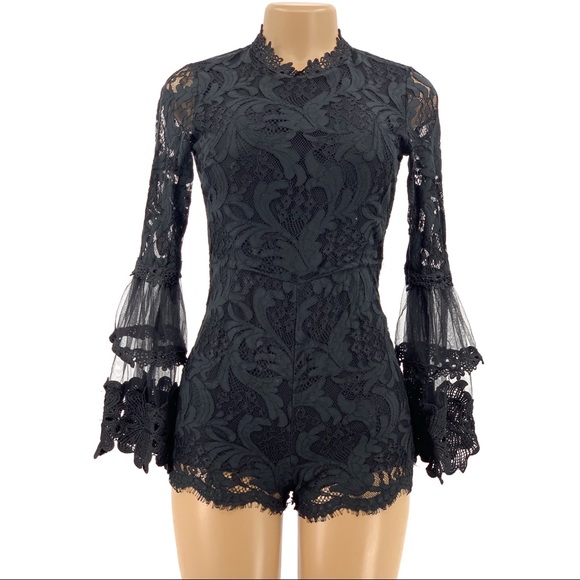 NWOT Fashion Nova Lace Shorts Romper - Picture 4 of 7